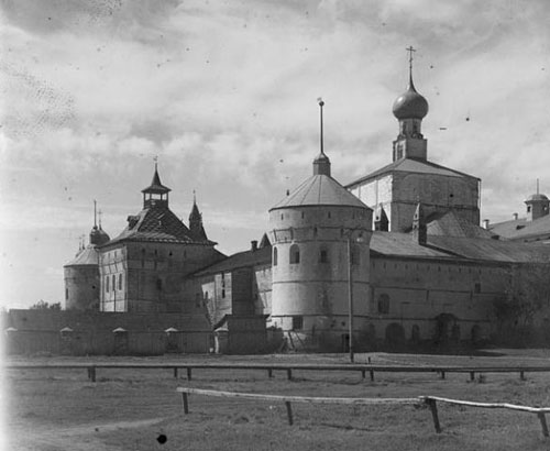 Церкви в г.Ростов Великий. Вид с северо-востока. 1910 г.