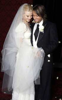 Николь Кидман в свадебном платье