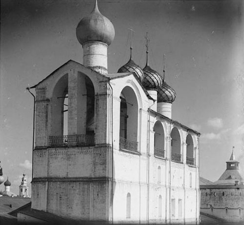 Колокольня в кремле г.Ростов Великий. 1910 г. Колокольня в кремле г.Ростов Великий. 1910 г.