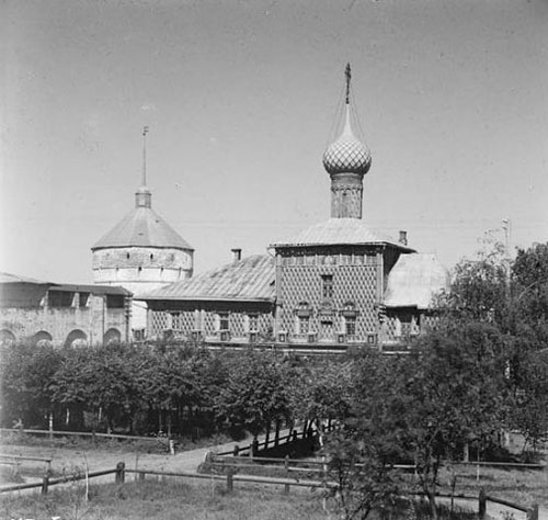 Церковь в Ростове Великом. 1910 г. Церковь в Ростове Великом. 1910 г.
